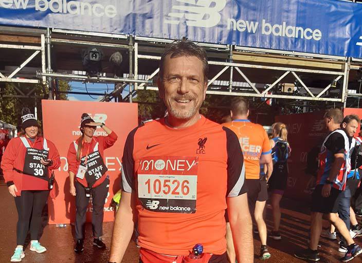 Housebuilding employee puts in the miles for Mind at London Marathon